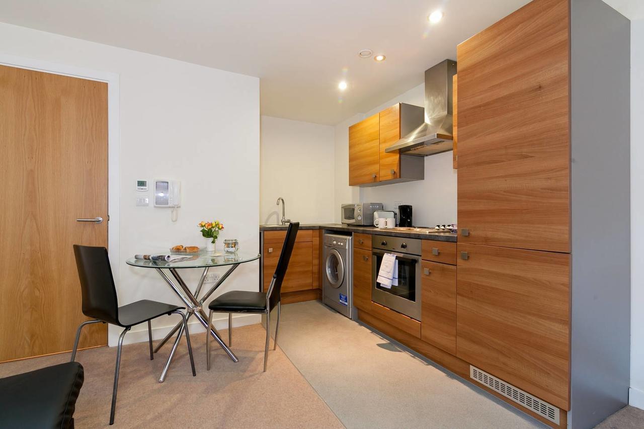 ​ Fantastic 1 Bedroom 5 Mins Walk From Centre Apartment Manchester